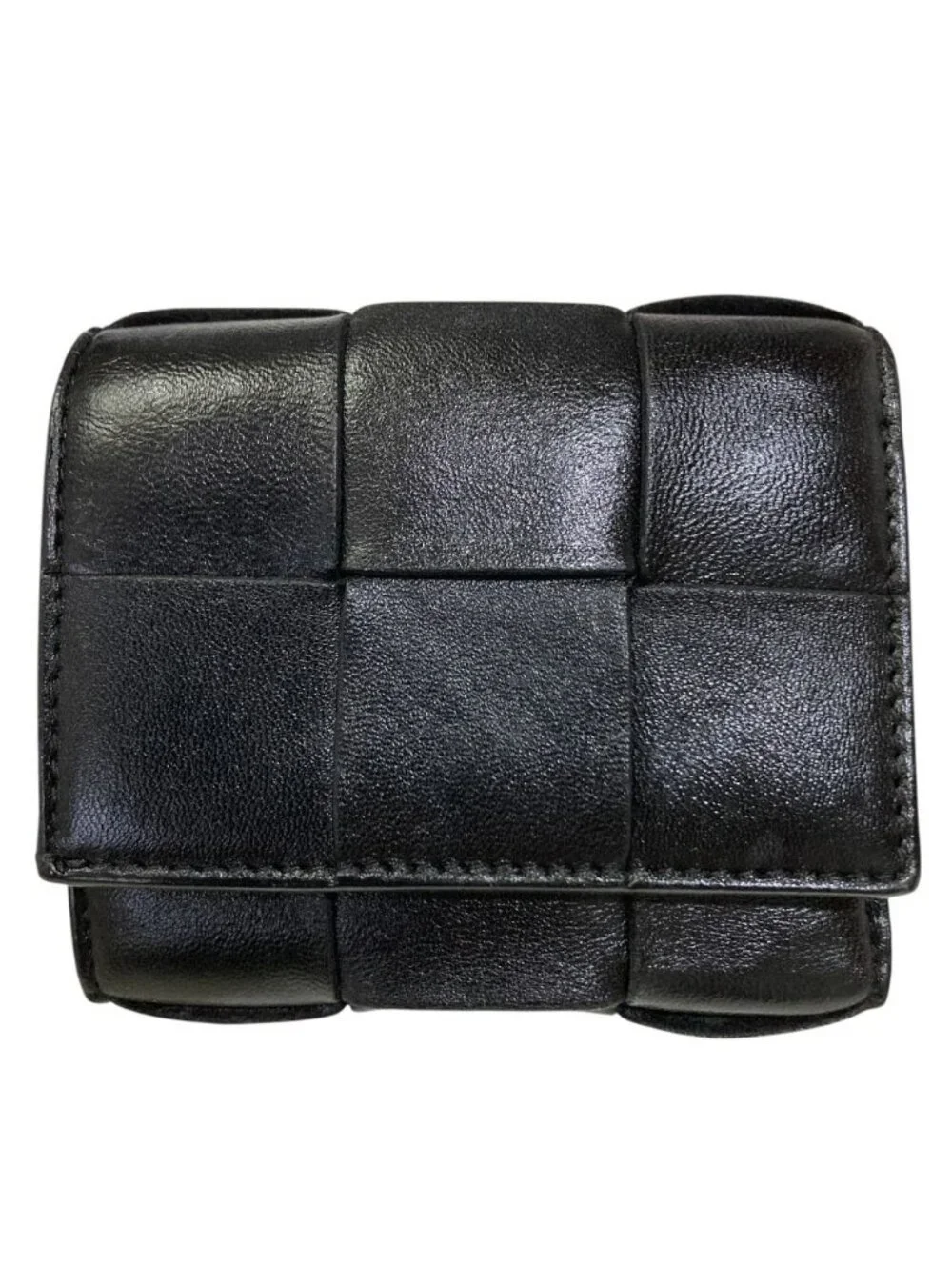 Bottega Veneta Maxi Intrecciato Cassette Trifold Wallet Zipper Black